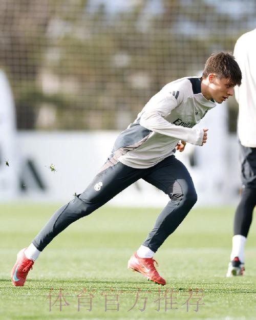 居勒尔参加皇马合练 预计国际比赛日之后复出 居勒尔参加皇马合练 预计国际比赛日之后复出